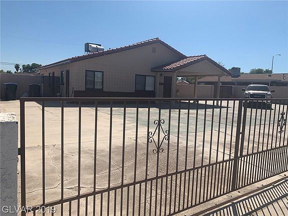 2nd image of 1325 W Van Buren Ave