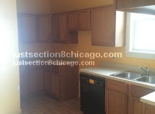 8000 S Colfax Ave, Chicago, IL 60617