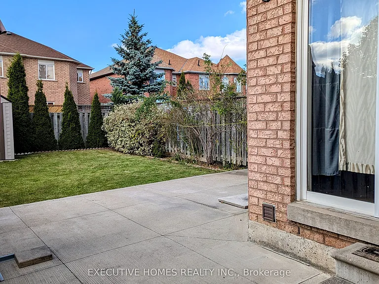 3883 Manatee Way — Photo 40