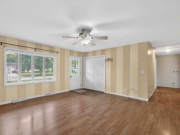 4th image of 311 George St