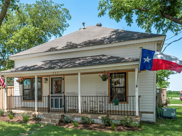 111 N Brown St, Tom Bean, TX 75491