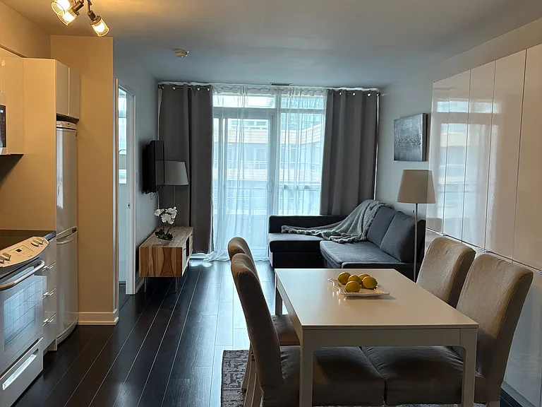 10 Capreol Ct #1021 — Photo 25