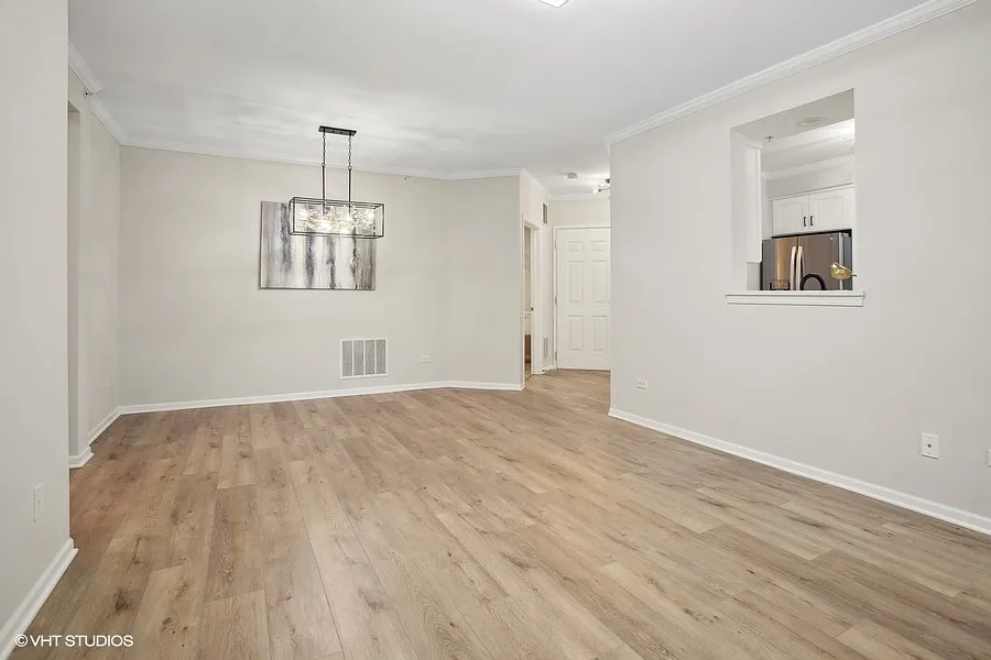 2 bed, 1700 sqft, $3,800 — Photo 2