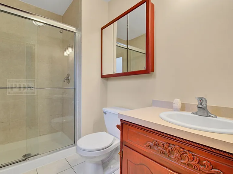8414 S 82nd Ct — Photo 14