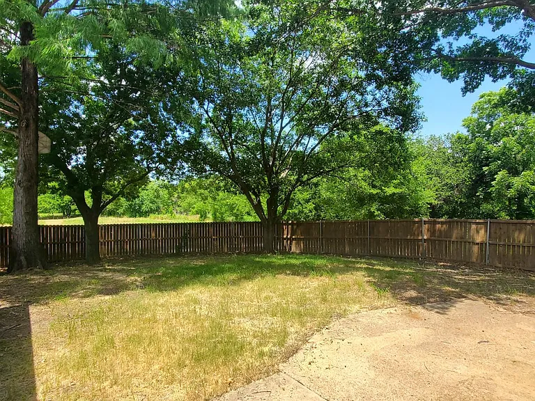 3509 Scott Dr — Photo 19