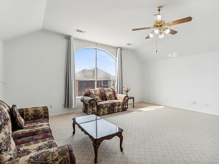 1501 Ector Dr — Photo 24