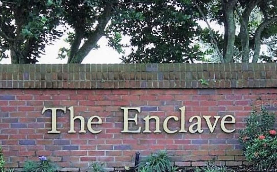 1st image of 417 Enclave Pl