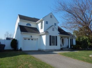 4 Blue Spruce Pl, Brick, NJ 08724