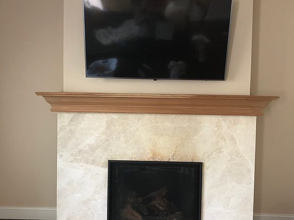 Mendota fireplace living rm