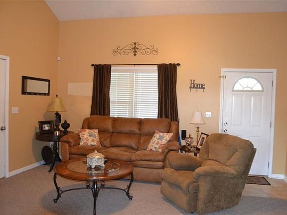 3rd image of 485 Atlee Dr