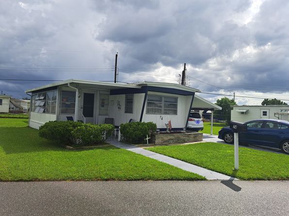 74 Violet Ln