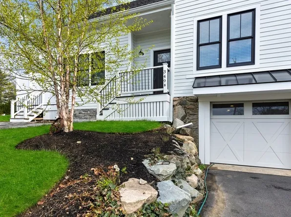 349 Center St #B, South Easton, MA 02375