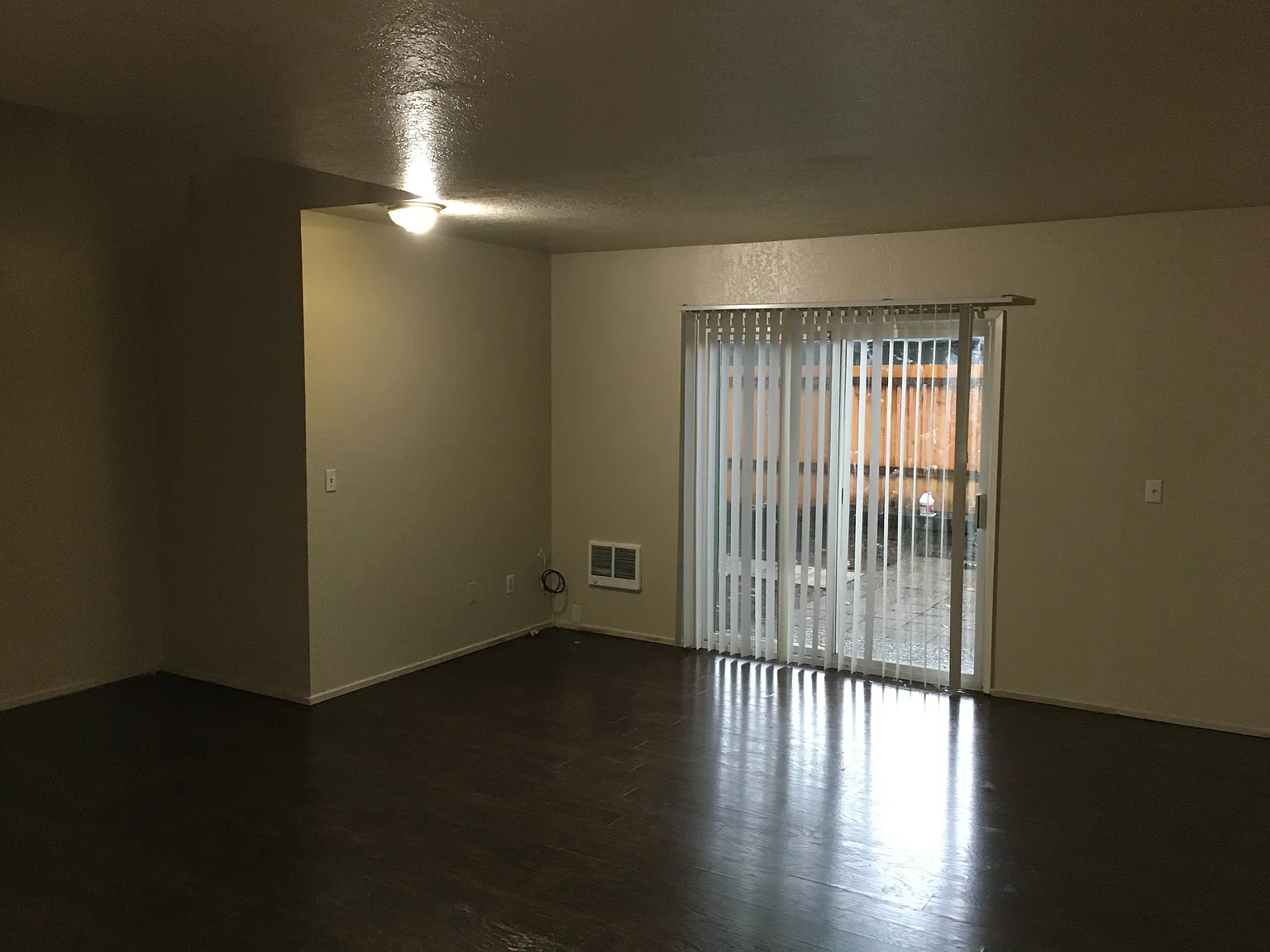 2 bed, 1.5 bath, 1088 sqft, $2,310 — Photo 3