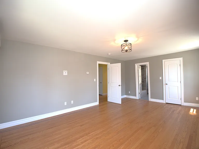 69-56 Exeter St #1 — Photo 13