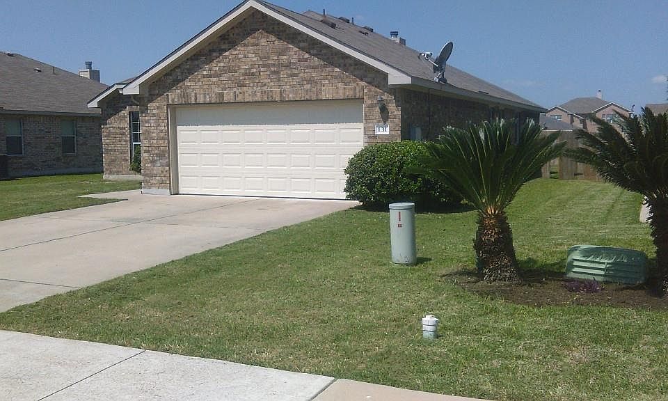 1st image of 131 Campos Dr