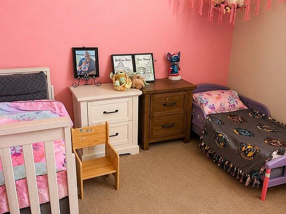 4th image of 124 Langtry Ln