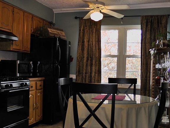 5th image of 1332 Claranette Ct APT C