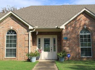 415 Meandering Way, Corsicana, TX 75109