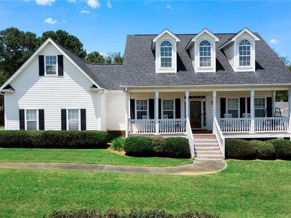 31 Sassafras Trl NE, Cartersville, GA 30121