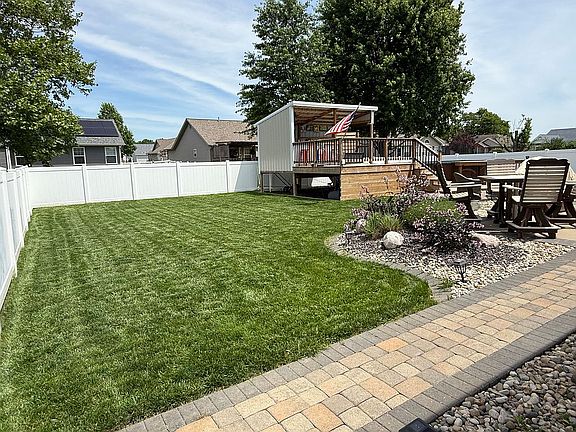 2nd image of 1013 Falcon Crest Ct