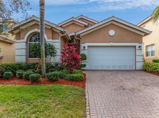 8546 Sumner Ave, Fort Myers, FL 33908