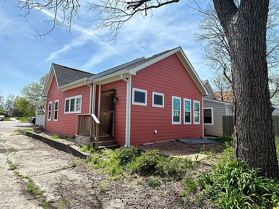 4th image of 1824 Spann Ave