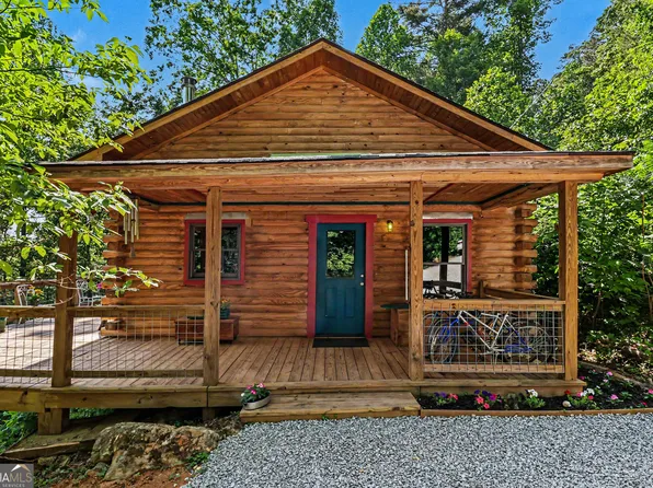 187 Fox Trot Rd, Clayton, GA 30525