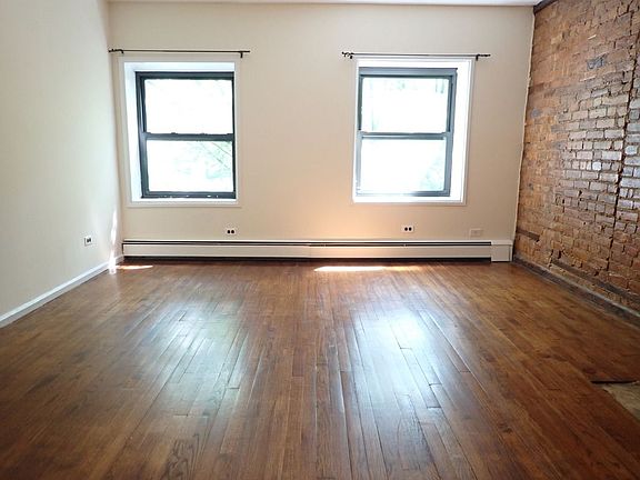 4th image of 64 Green St #4