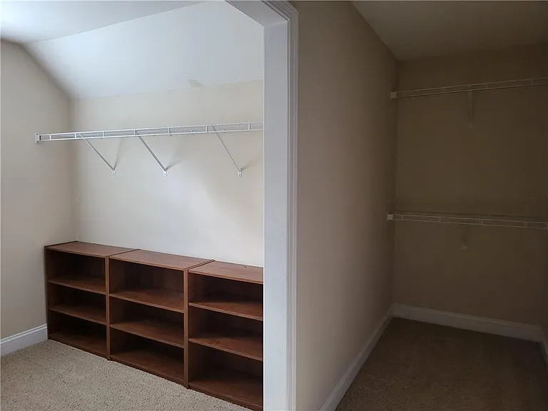 1080 Colgan Ct — Photo 11