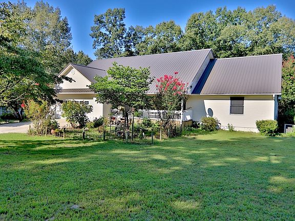 3rd image of 532 Hurricane Hollow Ln