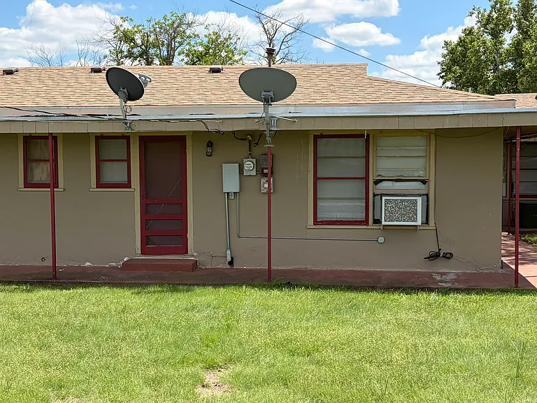 102 Dixie Dr #106 — Photo 17
