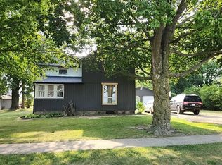 215 S Main St, Woodland, MI 48897
