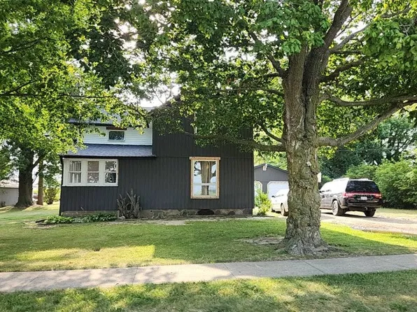 215 S Main St, Woodland, MI 48897