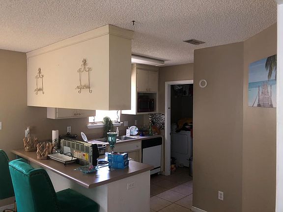5th image of 2984 Tara Dr