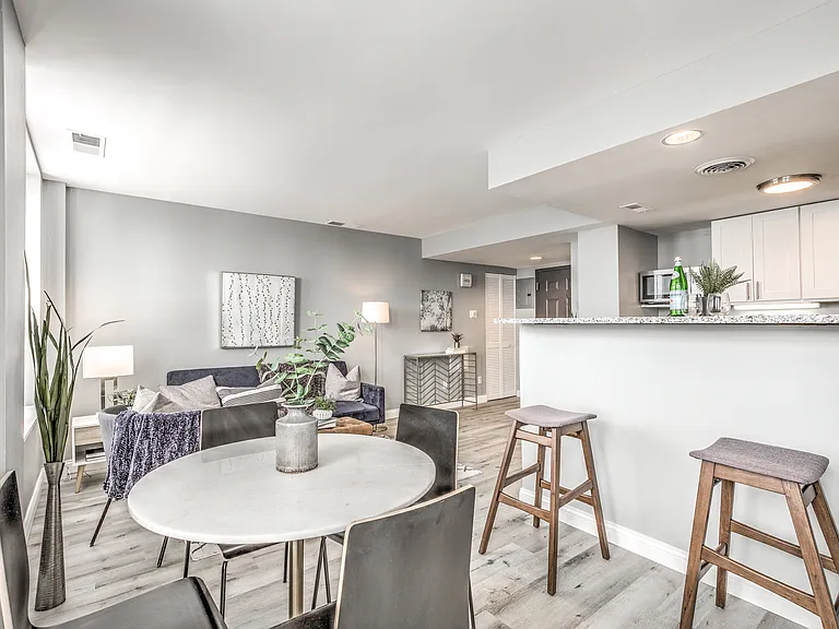 5622 Delmar Blvd — Photo 47