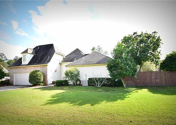 3rd image of 974 Bald Cypress Dr