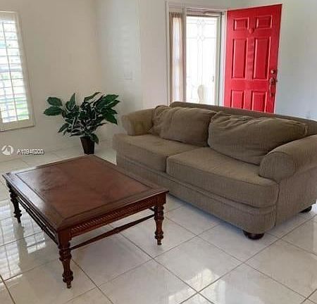 3rd image of 11120 Wurdermanns Way