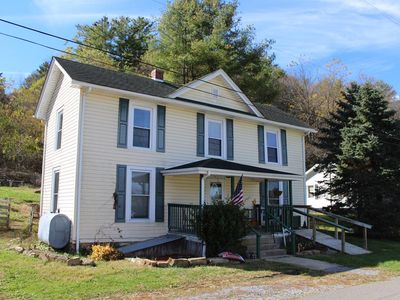 59 Jackson St, Bland, VA, 24315