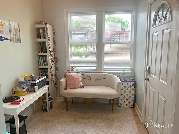 4th image of 2626 N Ashland Ave #1