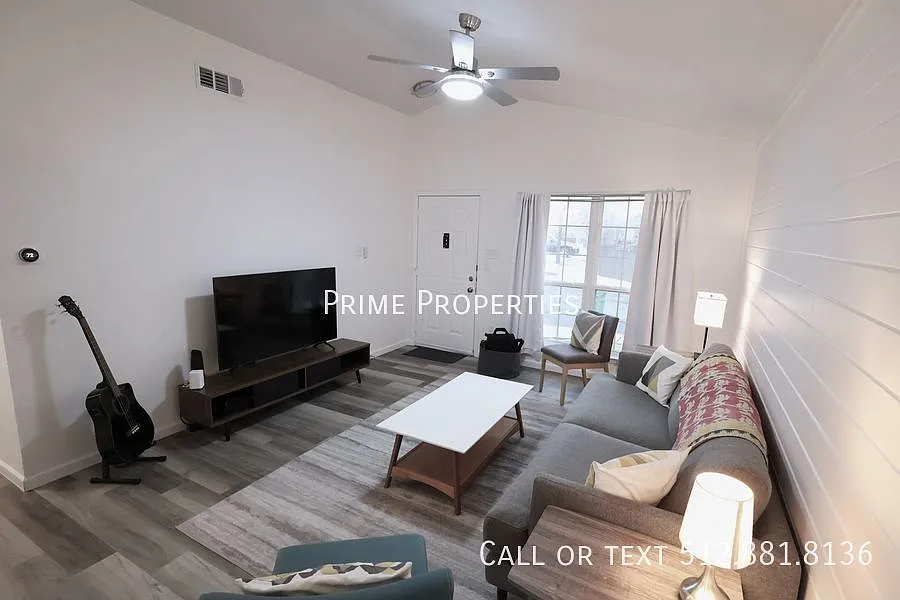 Fully Furnished With Community Pool! — Photo 3
