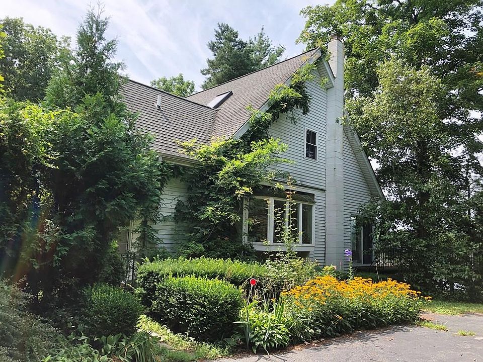 2nd image of 51 Bay View Dr #53