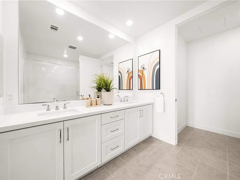 2510 Rivington — Photo 20