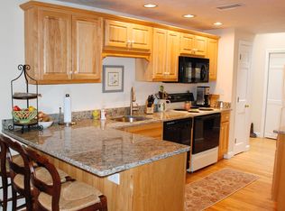 38 Trout Farm Ln, Duxbury, MA 02332