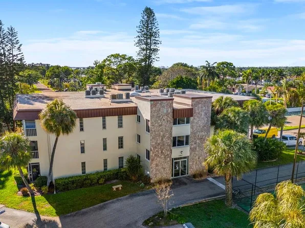 4901 38th Way S #7C, Saint Petersburg, FL 33711
