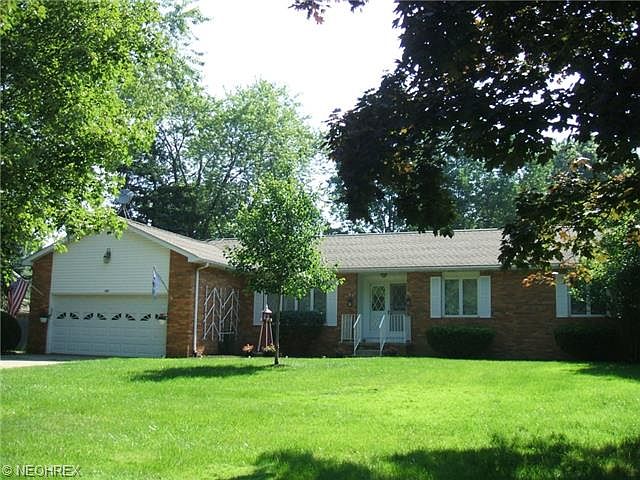 1st image of 367 Hallandale Dr