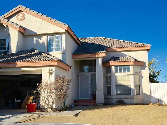 3rd image of 15502 Cardiff Ln