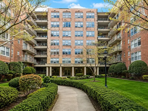 9411 59th Ave APT D17, Flushing, NY 11373