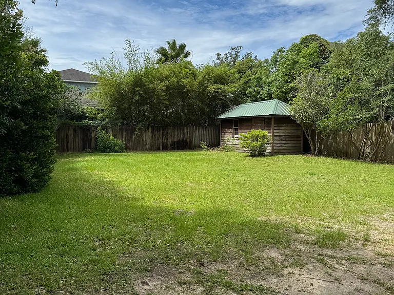 1619 E Mallory St — Photo 3