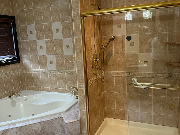372 Naughton Ave #2 — Photo 8