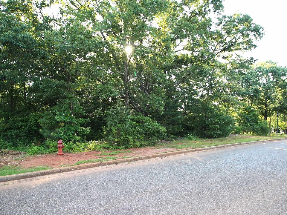 2nd image of 123 Creekwalk Dr